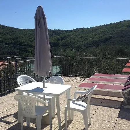 Berio Cinque - Casetta Apartment *