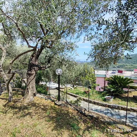 Apartment Berio Cinque - Casetta Villa Viani