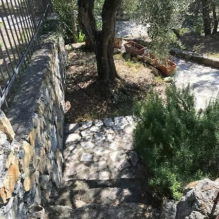 Διαμέρισμα Berio Cinque - Casetta Villa Viani
